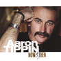 Il testo della Whole lotta love on the line Aaron Tippin