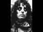 Il testo della I'm alive Alice Cooper