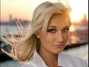 Il testo della Letting go Brooke Hogan