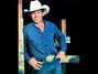 Il testo della Our first year Chris Ledoux