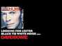 Il testo della Looking for lester David Bowie