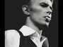 Il testo della Up the hill backwards David Bowie