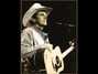 Il testo della Friday night fever George Strait