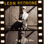 Il testo della Your feet's too big Leon Redbone