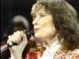 Il testo della Secret love Loretta Lynn