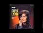 Il testo della Send me the pillow that you dream on Loretta Lynn