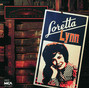 Paroles de You're looking at country Loretta Lynn