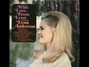 Il testo della Million shades of blue Lynn Anderson