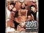 Il testo della Radio Naughty By Nature