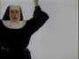 Il testo della Ain't no mountain high enough Sister Act
