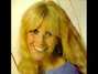 Il testo della Remember Skeeter Davis