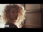 Il testo della Hollow Tori Kelly