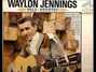 Il testo della Now everybody knows Waylon Jennings