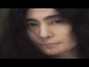 Il testo della Tomorrow may never come Yoko Ono