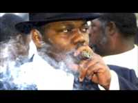 pochette album Watch your b******