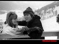 pochette album It's only love