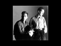 pochette album War is love