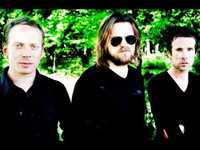 pochette album Invisible to her