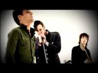 pochette album Out of line