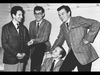 pochette album (you're so square) baby i don't care