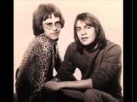 pochette album The flowers will never die