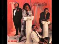 pochette album Love is fire (love is ice)