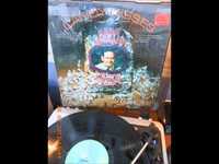 pochette album Tie me to your apron strings again