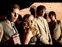 pochette album Wine red (tommie sunshine's brooklyn fire retouch)