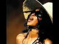 pochette album World is a hustle