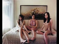 pochette album (so i'll sit here) waiting