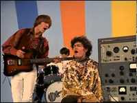 pochette album Love is only sleeping