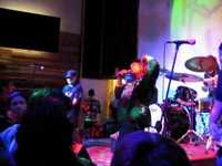 pochette album Walkin' around