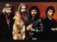 pochette album I guess it never hurts to hurt sometimes