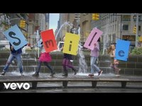 pochette album You're never fully dressed without a smile