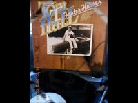 pochette album Little brown suitcase