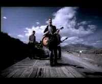 pochette album Love breaks down