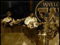 pochette album We made it as lovers (we just couldn't make it as friends)